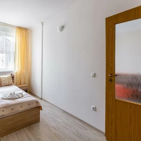 Elevator 1bdr With Wifi On 5 Floor Ve Napospart