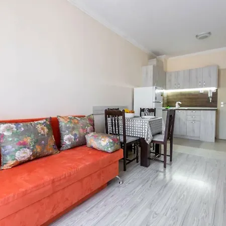 Elevator 1bdr With Wifi On 5 Floor Ve Napospart
