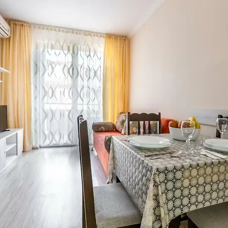 Apartman Elevator 1bdr With Wifi On 5 Floor Ve